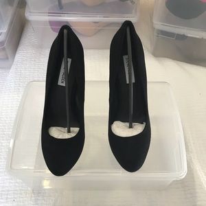 Steve Madden pumps